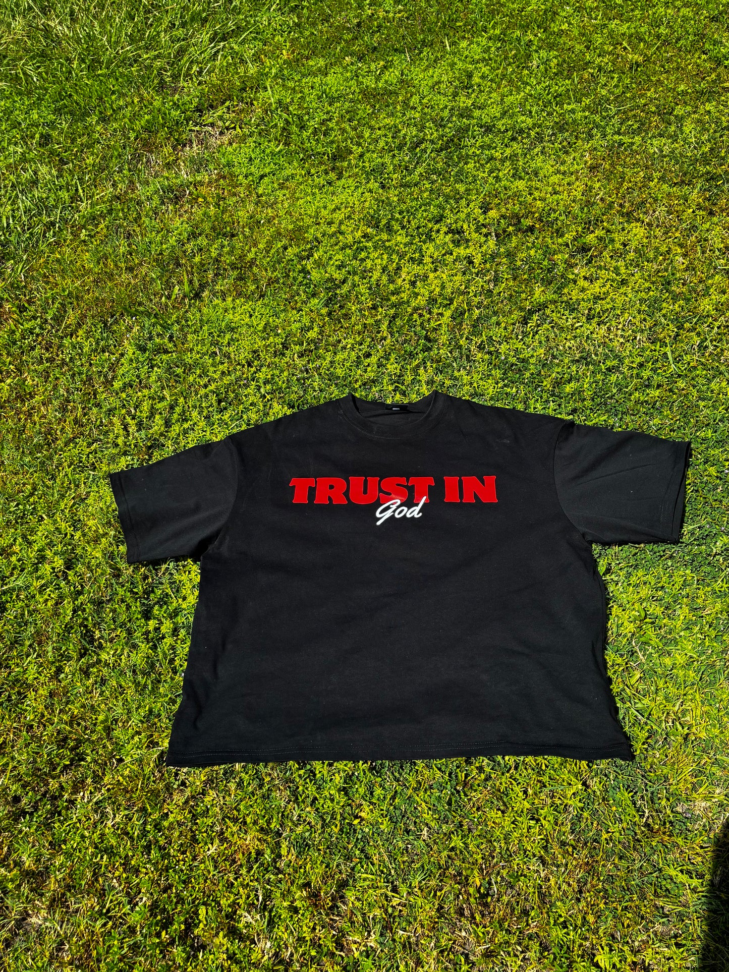 Trust in God tee￼